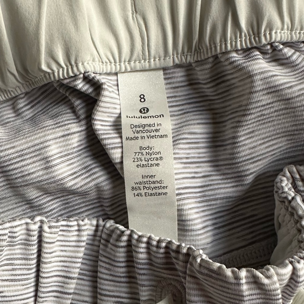 Lululemon On the Fly Skirt - Picture 7 of 7